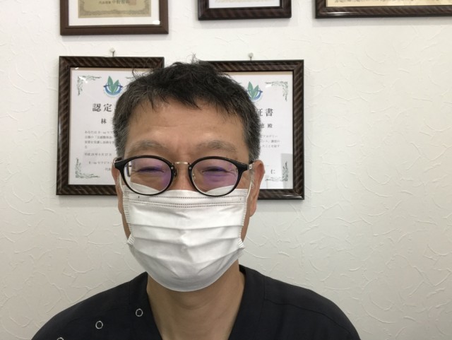 マスク着用の写真